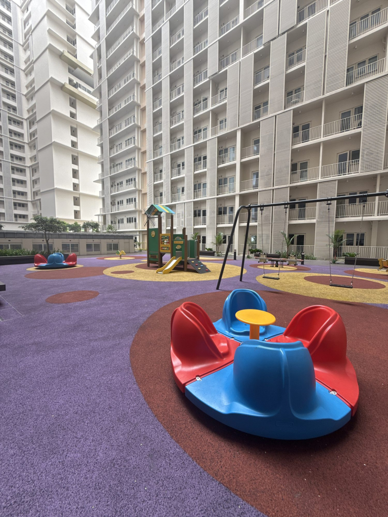 Park McKinley West children's playground